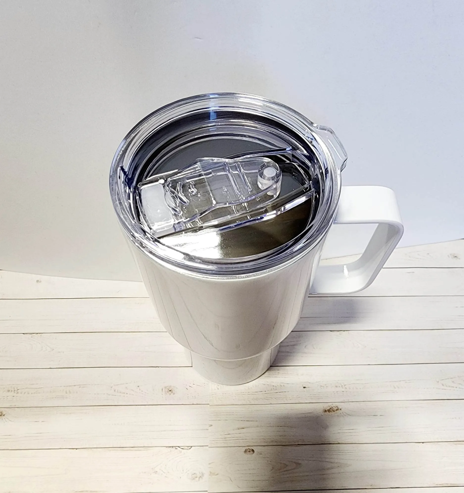 22oz Curve Tumbler with Handle