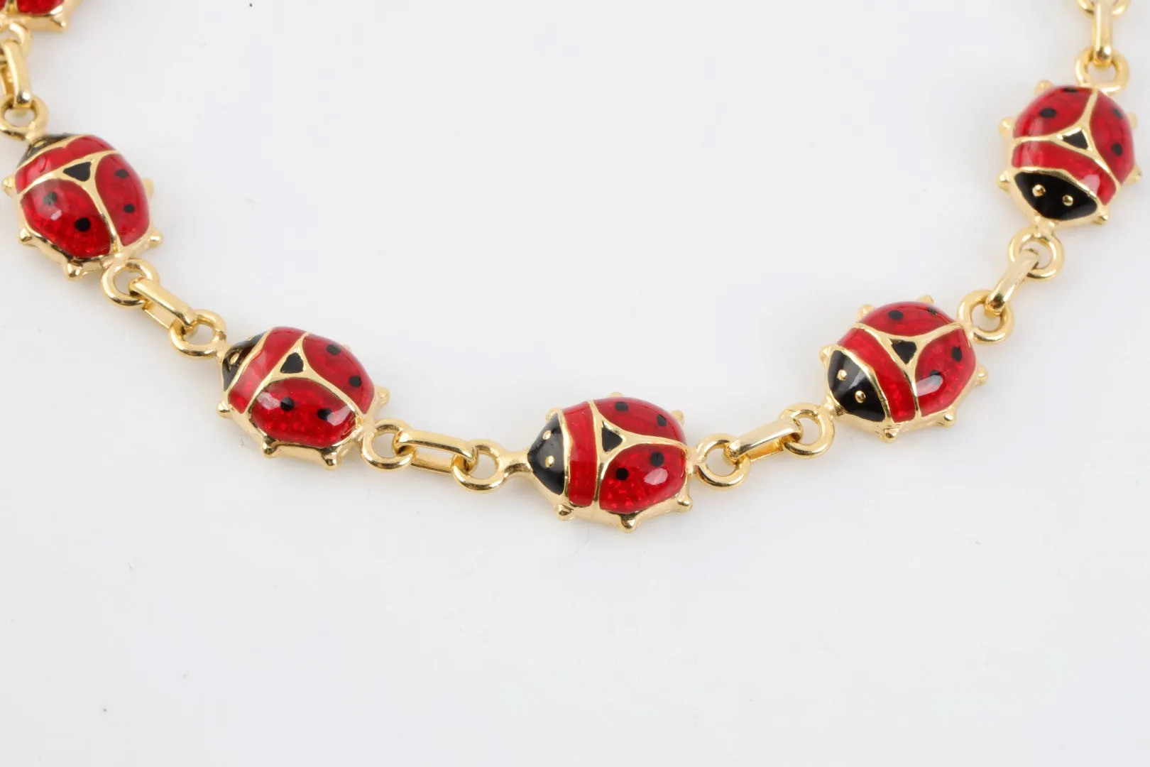 7" 14k Yellow Gold Enamel Ladybug Bracelet (6.00g.)