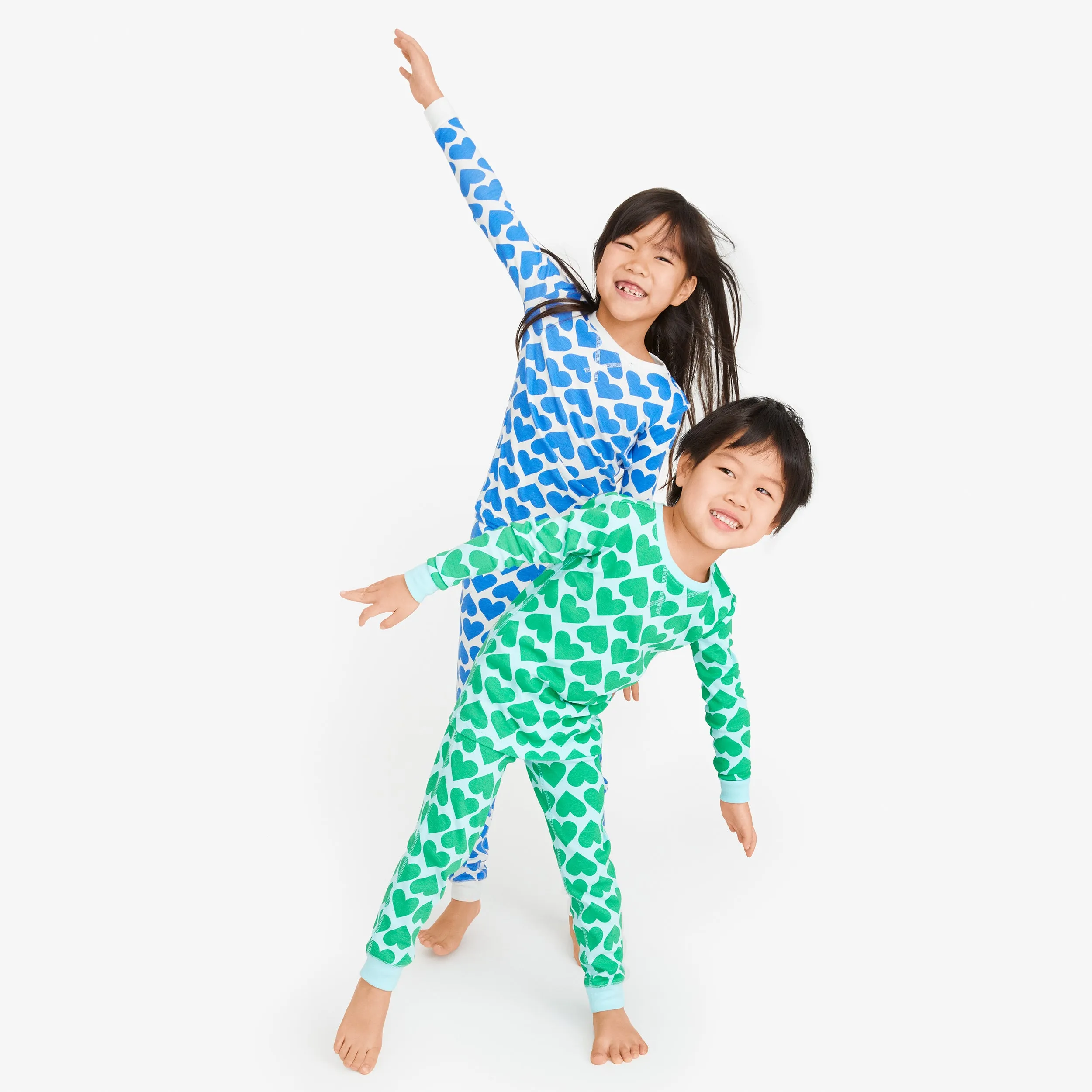 Clearance kids organic long sleeve pj top in bold blue heart