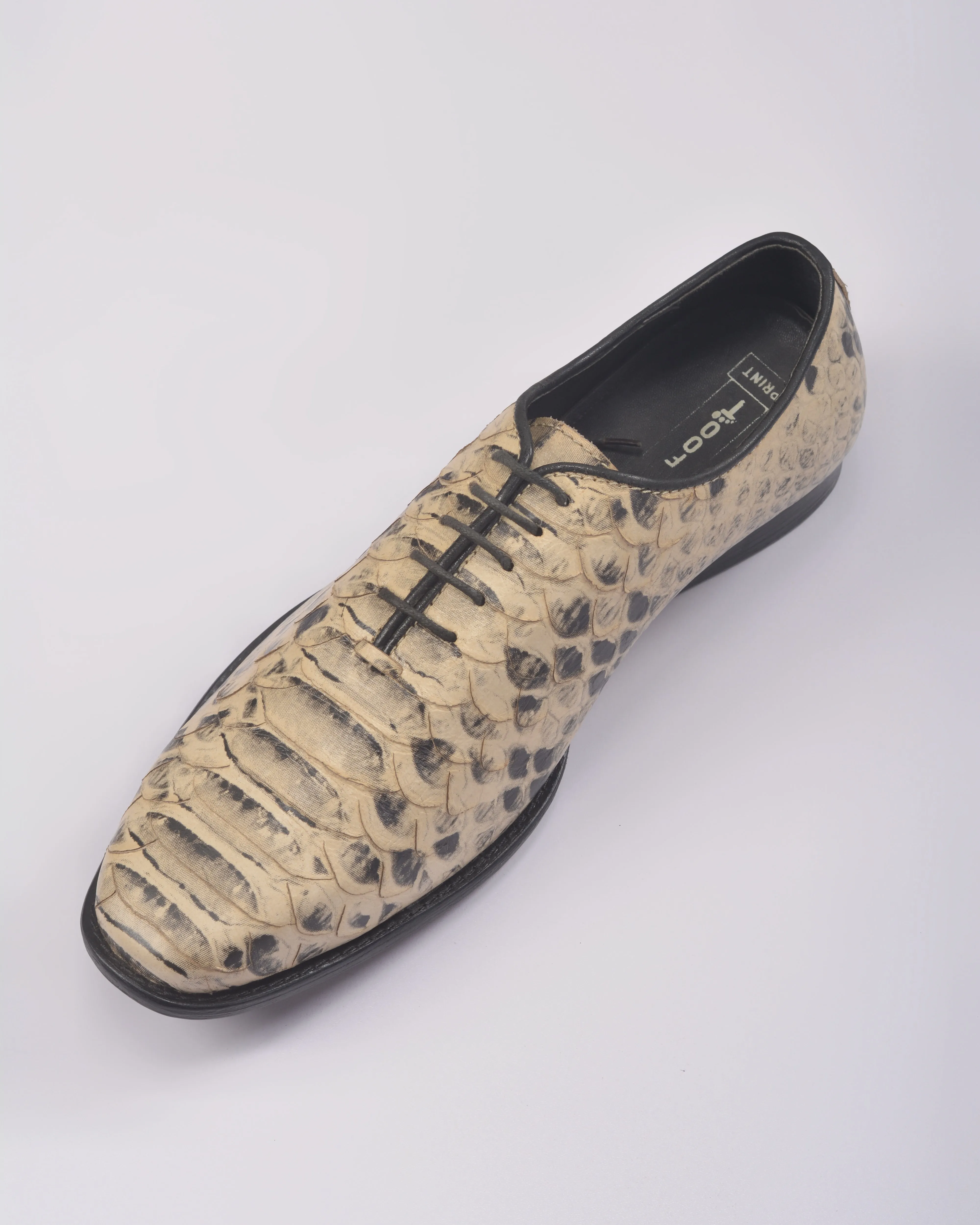 FOOTPRINT EMBOSSED OXFORD PREMIUM SHOES