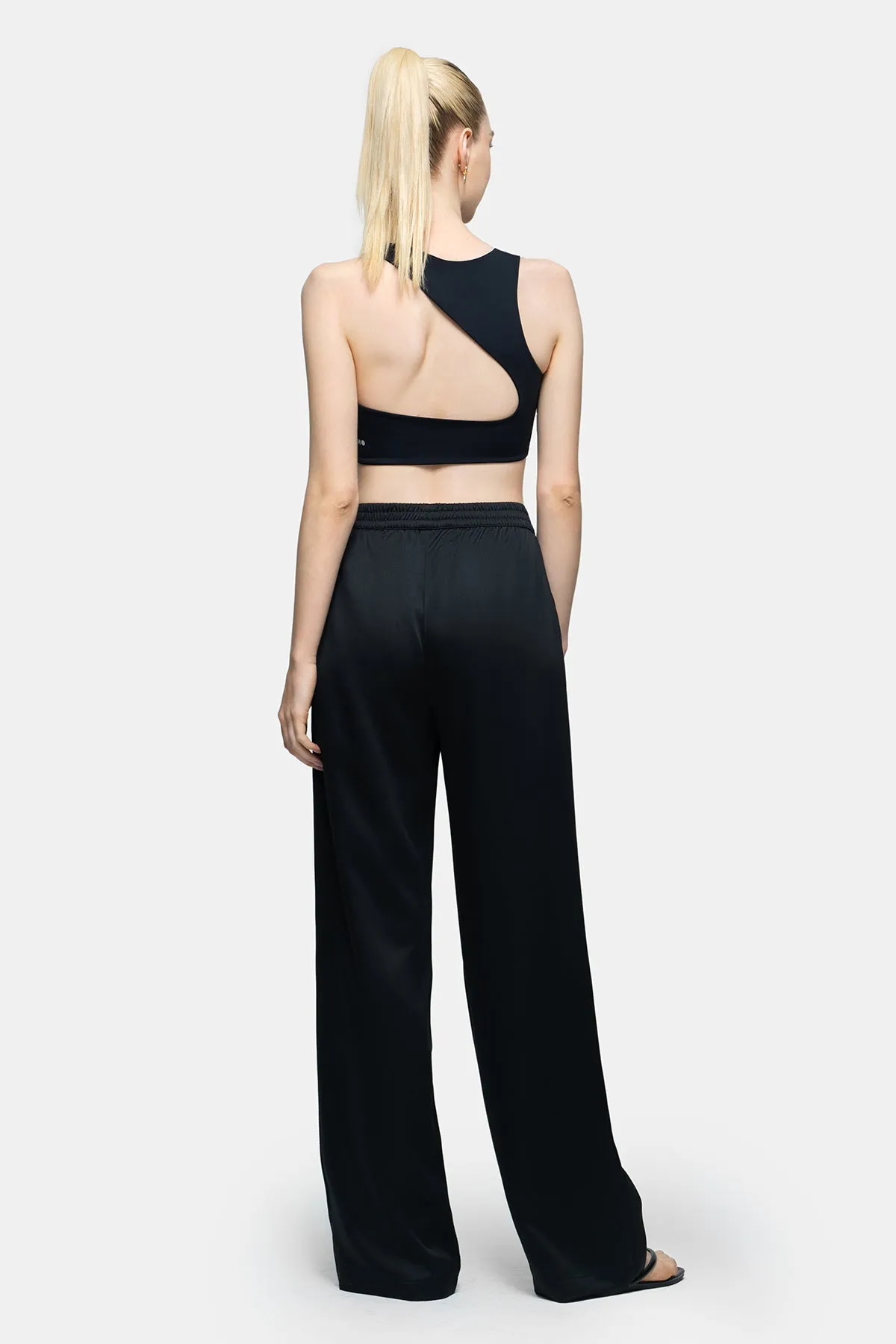 Relaxed Wide-Leg Pants