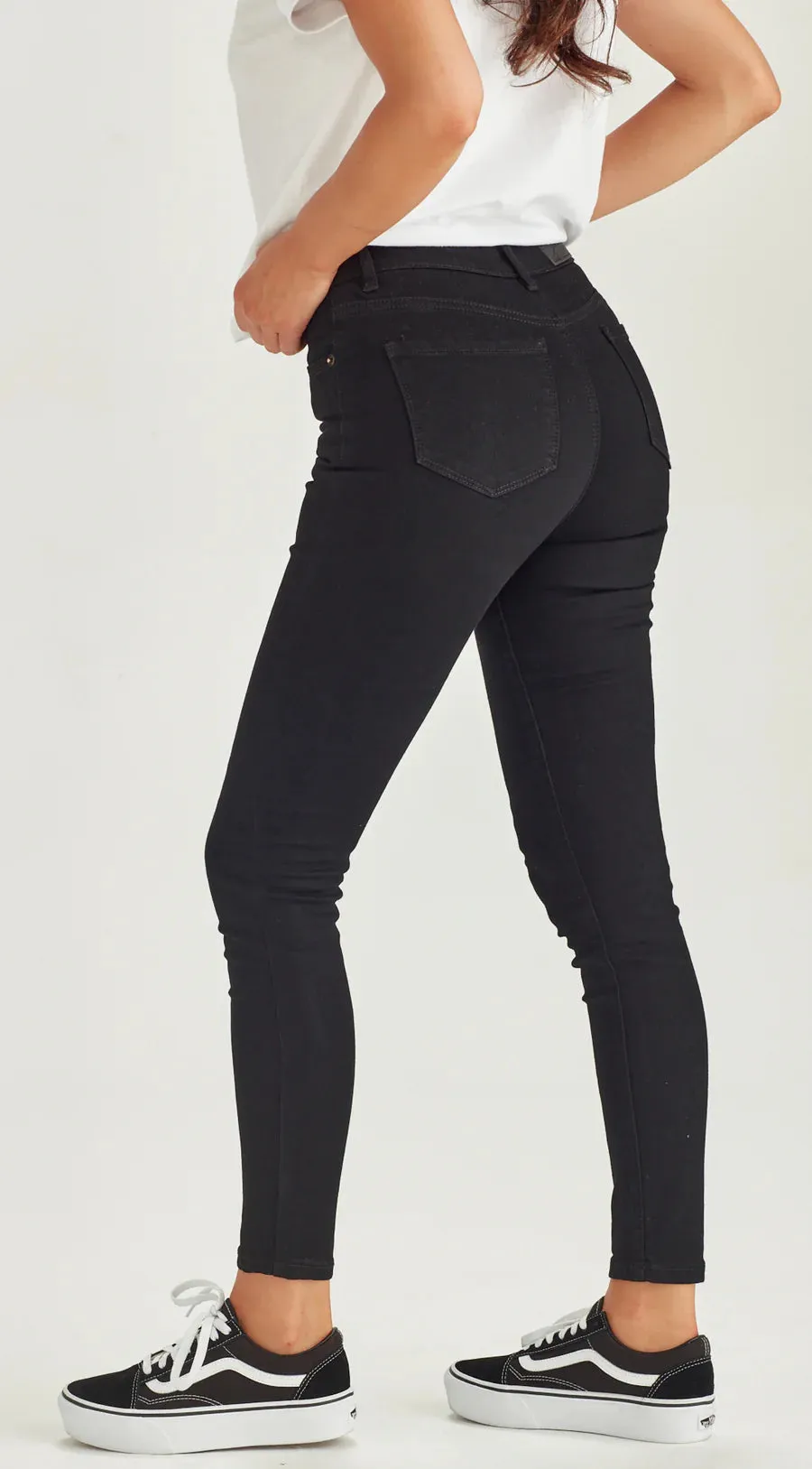 SLIP | Ankle Grazer Jean Black