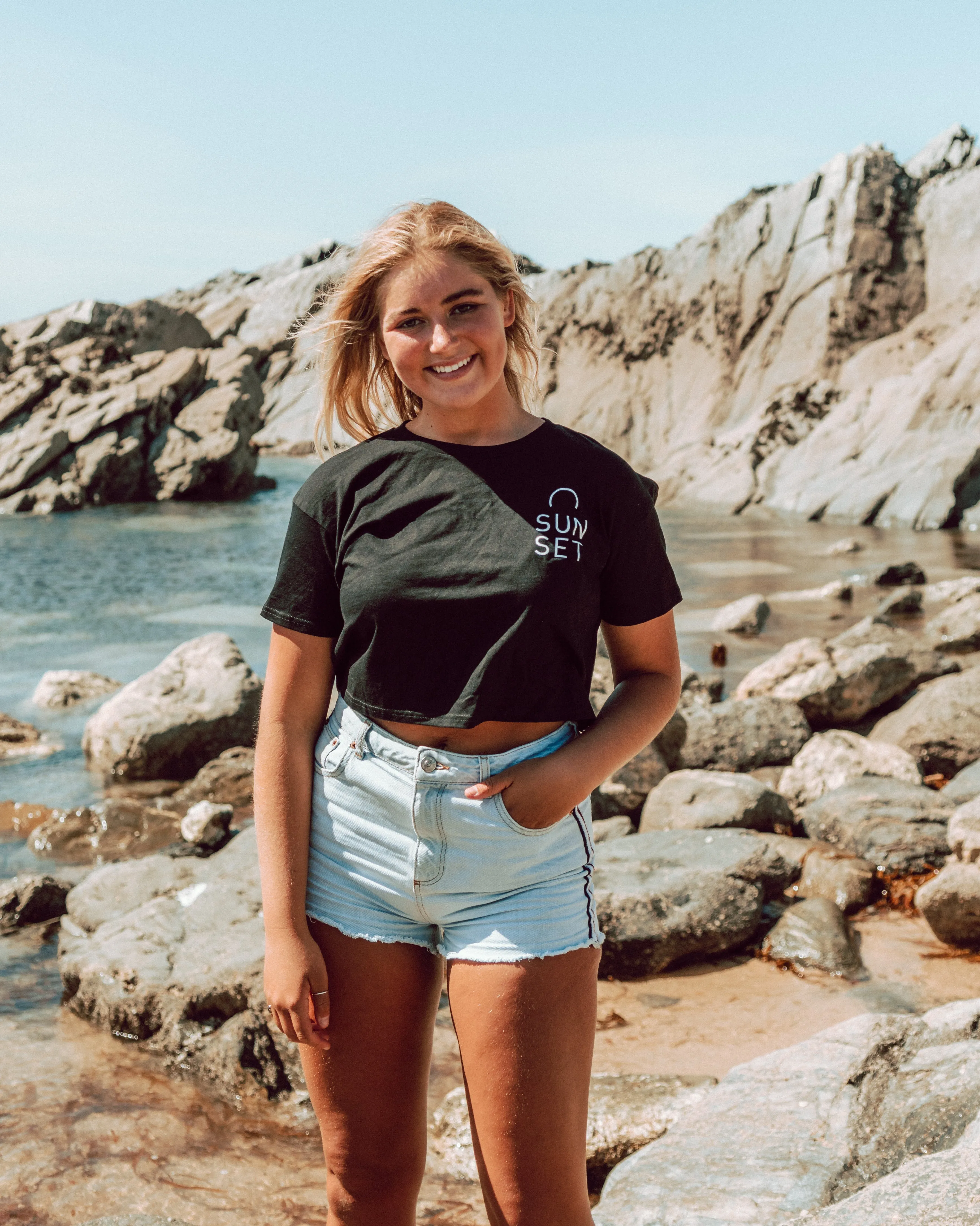 Sunset Surf Classic Cropped Tee - Coal