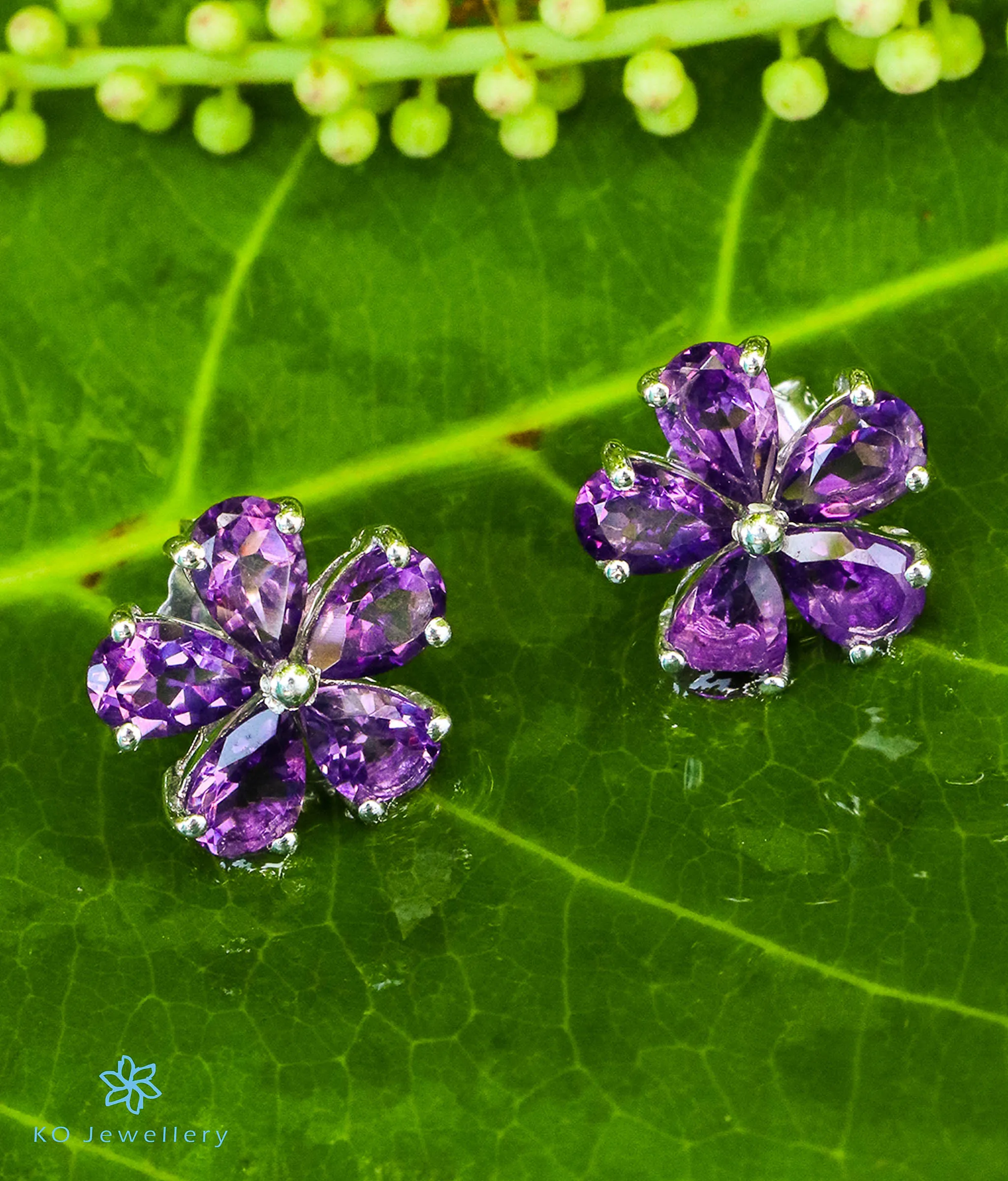 The Petunia Silver Gemstone Ear-studs (Amethyst)