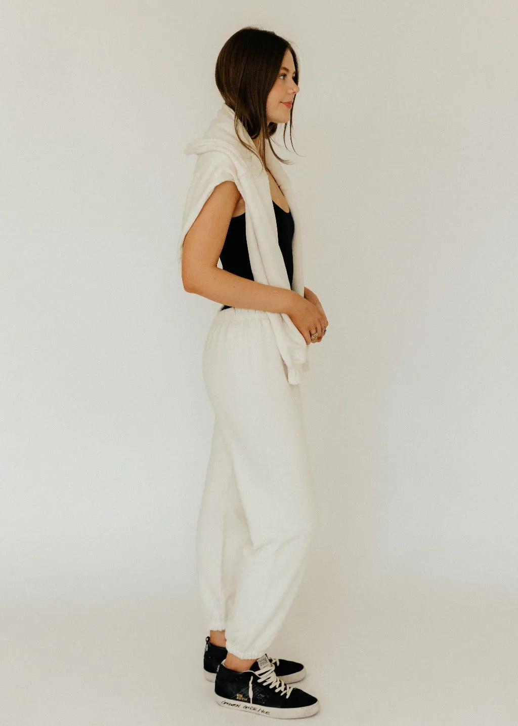 Éterne Classic Sweatpant in Cream